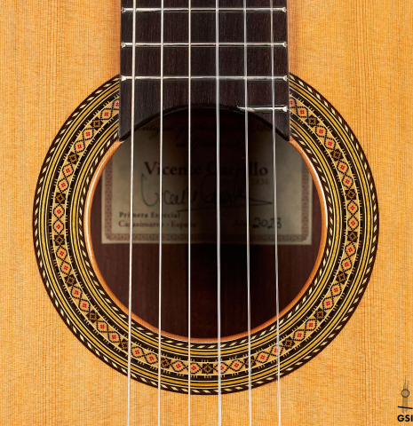 The rosette of a 2023 Vicente Carrillo "Primera Especial" made with cedar and African rosewood
