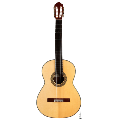 The front of a Vicente Carrillo "Primera Especial" classical guitar made with spruce and African rosewood.