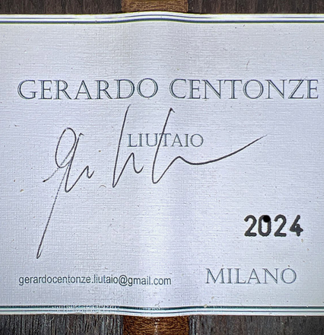 The label of a 2024 Gerardo Centonze classical guitar made of spruce and Indian rosewood