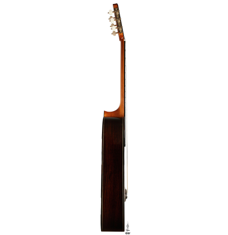 The side of a 2024 Gerardo Centonze classical guitar made of spruce and Indian rosewood