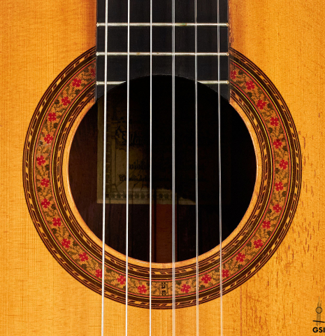 The rosette of a 1964 Manuel de la Chica (ex Frederick Noad) classical guitar made of spruce and CSA rosewood
