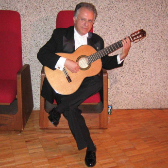 Pepe Romero playing his 2003 Manuel Contreras II &quot;Double Top&quot; guitar