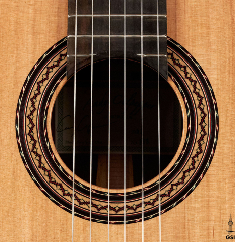 The rosette of a 2023 Andy Culpepper classical guitar made with cedar top and cocobolo back and sides.