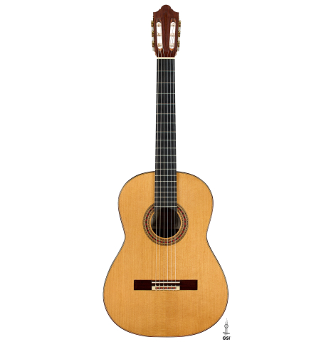 The front of a 2019 Thomas Dauge "d'après Daniel Friederich" classical guitar made of cedar and Indian rosewood