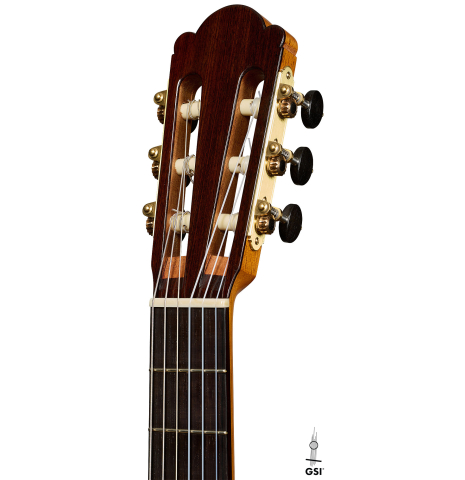 The headstock of a 2025 Francesco De Gregorio "Torres, SE 111" classical guitar made of spruce and maple