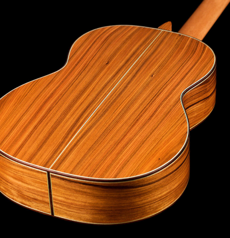 The back and sides of a 2021 Gerundino Fernandez Hijo &quot;Negra&quot; flamenco guitar made with spruce and pau ferro