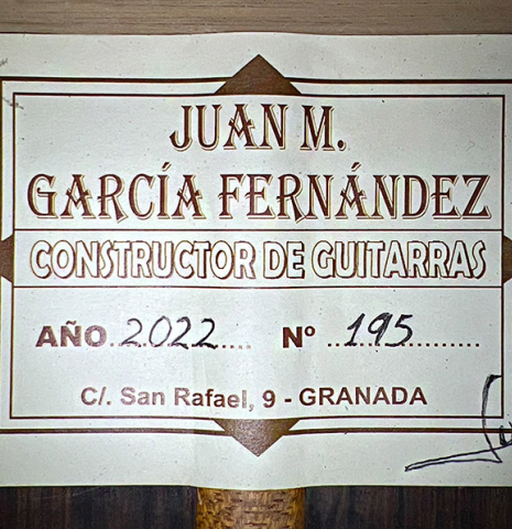 The label of a 2022 Juan Garcia Fernandez classical guitar made with spruce top and cocobolo back and sides