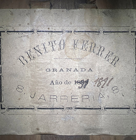 The label of a 1891 Benito Ferrer historical classical guitar