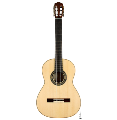 The front of a 2025 Liuteria Frignani "1910 Manuel Ramirez" classical guitar made of spruce and Indian rosewood