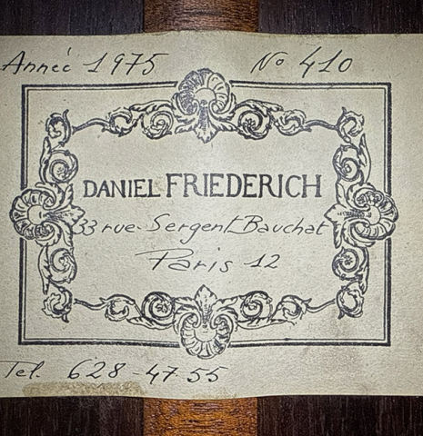 The label of a 1975 Daniel Friederich classical guitar made of cedar and Indian rosewood
