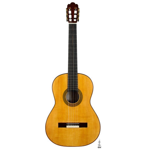 The front of a 2025 Liuteria Frignani "1915 Enrique Garcia" classical guitar made of spruce and Indian rosewood