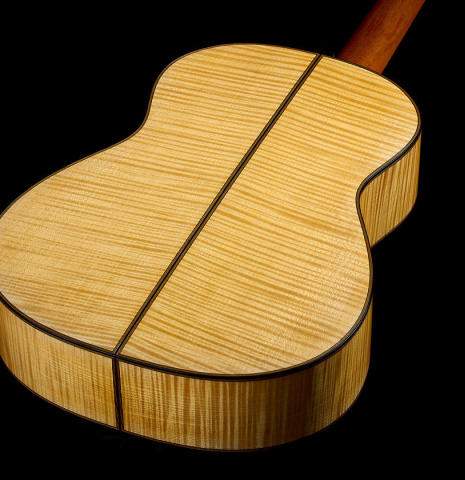 The back and sides of a 2026 Hironori Fukuda classical guitar made of spruce and maple