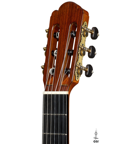 The headstock of a 2023 Francisco Navarro Garcia classical guitar made of spruce and Indian rosewood