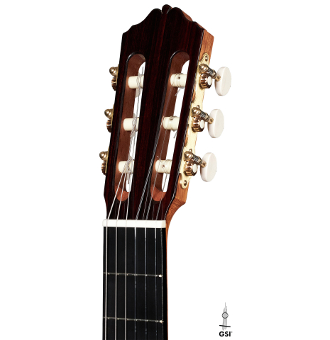 The headstock of a 2023 Pavel Gavryushov classical guitar made of spruce and Indian rosewood