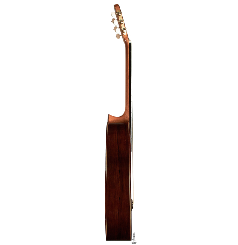 The side of a 2023 Pavel Gavryushov classical guitar made of spruce and African rosewood