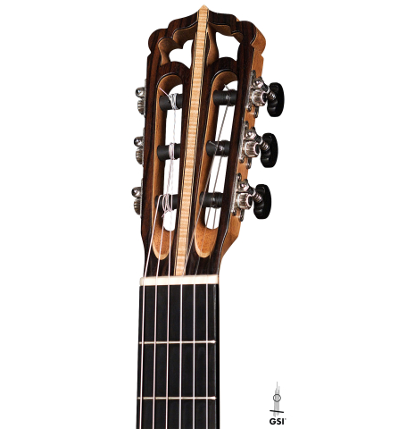 The open headstock of a 2019 Mario Gropp "Weissgerber" made of spruce and exotic ebony