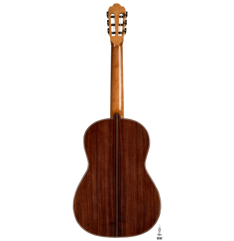 The back of a 2025 Yulong Guo "Torres SE 124" classical guitar made of spruce and Indian rosewood