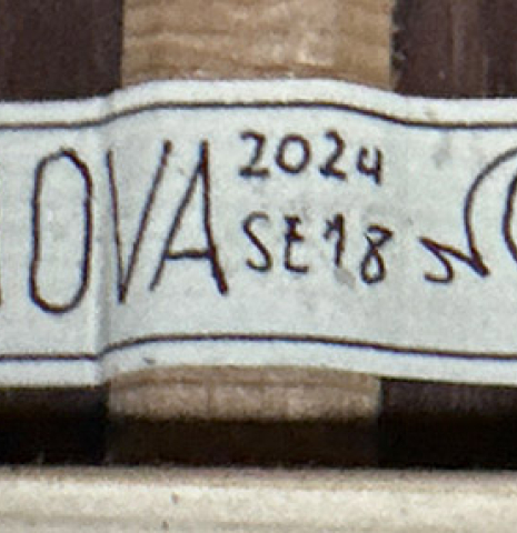 The label of a 2024 Miguel Angel Gutierrez classical guitar made of spruce and Indian rosewood.