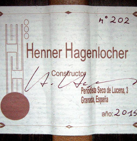 The label of a 2015 Henner Hagenlocher made with spruce top and CSA rosewood back and sides