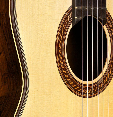 The soundboard and side of a 2015 Henner Hagenlocher made with spruce top and CSA rosewood back and sides