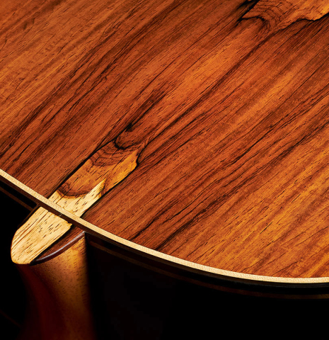 The heel and back binding of 2024 Henner Hagenlocher "640" classical guitar made of spruce and CSA rosewood