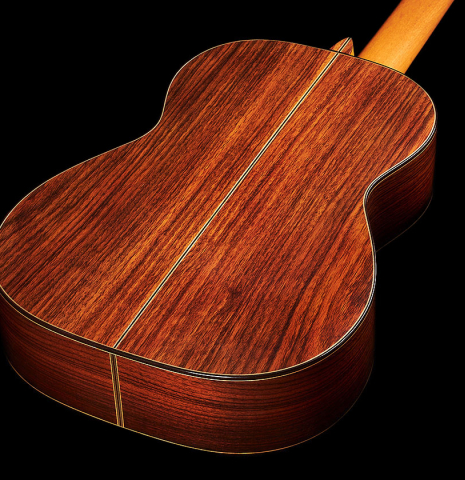 The back and sides of a 2019 Kathrin Hauser "Segovia" classical guitar made of spruce and Indian rosewood.