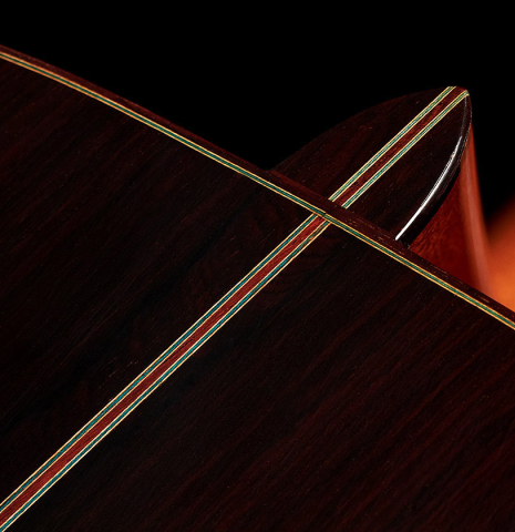The back, heelcap and center seam purflings of a 1952 Hermann Hauser I SP/CSAR (ex Sergio Abreu) made with spruce and CSA rosewood