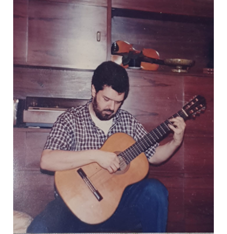 Sergio Abreu playing this 1952 Hermann Hauser I SP/CSAR (ex Sergio Abreu) made with spruce and CSA rosewood