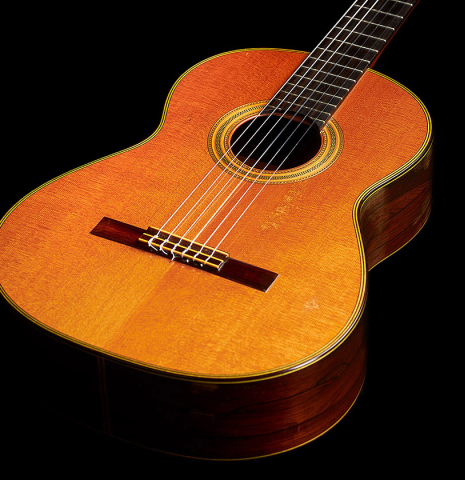 The top and sides of a 1969 Hermann Hauser II (ex Pepe Romero) made of cedar and CSA rosewood