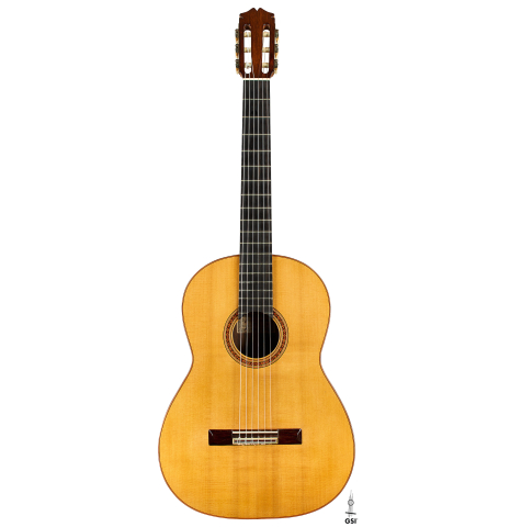 The front of a 1941 Santos Hernandez classical guitar made of spruce and CSA rosewood