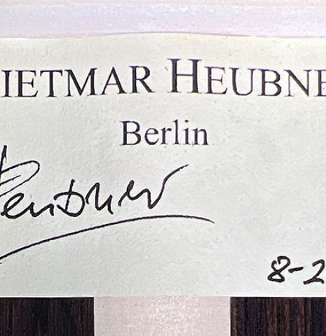 The label of a 2022 Dietmar Heubner classical guitar made with cedar and African rosewood