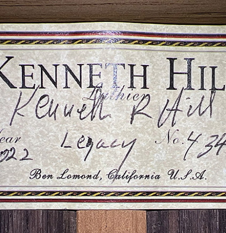 The label of a 2022 Kenny Hill “Signature Legacy 640 CD/SP” CD/IN classical guitar