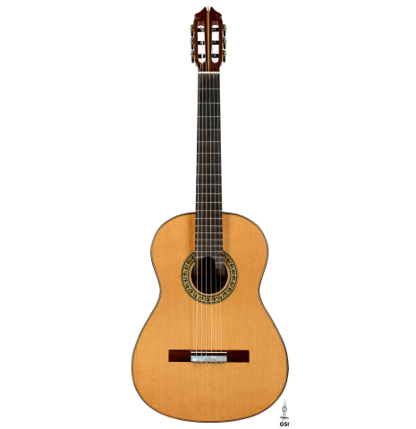 The front of a 2020 Kenny Hill "Special CD/SP" made of cedar/spruce and Indian rosewood