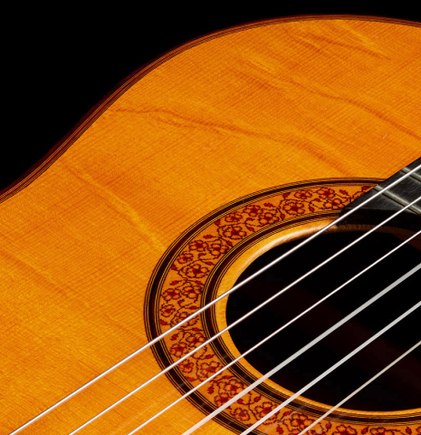 The soundboard of a 1988 Thomas Humphrey "pre-Millenium" classical guitar made of spruce and CSA rosewood