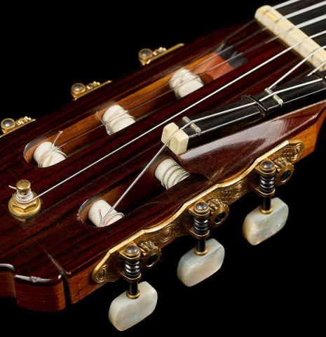 The fingerboard extension in the headstock of a 1988 Thomas Humphrey "Millennium 7-string" classical guitar made of spruce and CSA rosewood (ex John Dearman)
