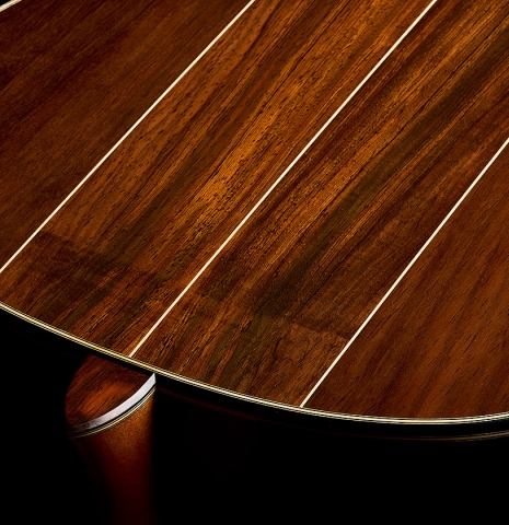 The heel, back binding and purfling of a 2026 Brian Itzkin "635" classical guitar made of spruce and CSA rosewood
