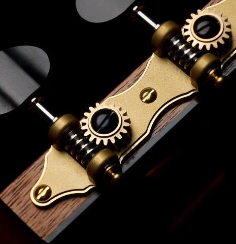 The Kraken tuning machines on the headstock of a 2026 Brian Itzkin "635" classical guitar made of spruce and CSA rosewood