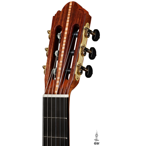 The headstock of a 2025 Wolfgang Jellinghaus "Signature CD/CD" classical guitar made of cedar and Granadillo