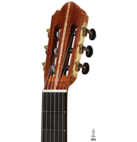 The headstock of a 2025 Wolfgang Jellinghaus "Signature CD/CD" classical guitar made of cedar and Granadillo
