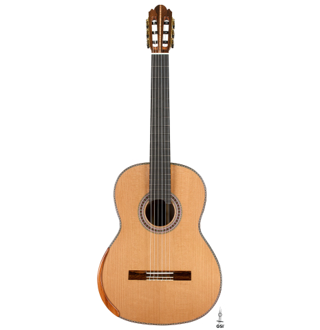 The front of a 2026 Wolfgang Jellinghaus "Signature CD/CD" classical guitar made of cedar and ziricote