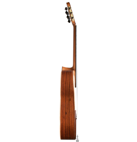 The side of a 2021 Wolfgang Jellinghaus "Signature SP/CD 640" SP/GR classical guitar.