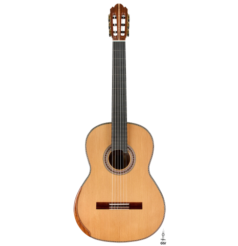 The front of a 2026 Wolfgang Jellinghaus "Signature CD/SP" classical guitar made of cedar/spruce and granadillo