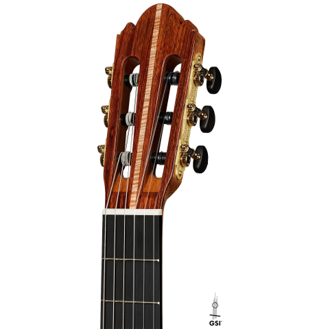The headstock of a 2025 Wolfgang Jellinghaus "Signature SP/SP" classical guitar made of spruce and granadillo