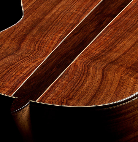 The heel, back binding, purfling and center strip of a 2026 Wolfgang Jellinghaus "Signature SP/SP" classical guitar made of spruce/spruce top and granadillo back and sides