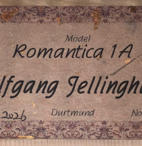 The label of a Wolfgang Jellinghaus "La Romantica 1a" made of spruce and maple