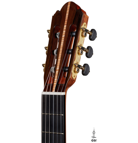 The headstock of a 2024 Wolfgang Jellinghaus "Signature SP/SP" double top classical guitar made of spruce and ziricote