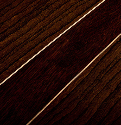 The back central wedge of a 2026 Wolfgang Jellinghaus "Signature SP/SP" double top classical guitar made of spruce and ziricote