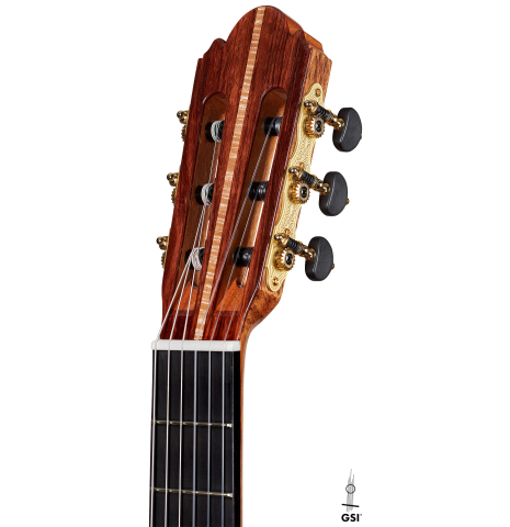The headstock of a 2024 Wolfgang Jellinghaus "Signature SP/SP 640" classical guitar made of spruce and granadillo
