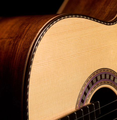 The front and purfling of a Wolfgang Jellinghaus "Alemana EF SP/CD" double top classical guitar made of spruce and African rosewood
