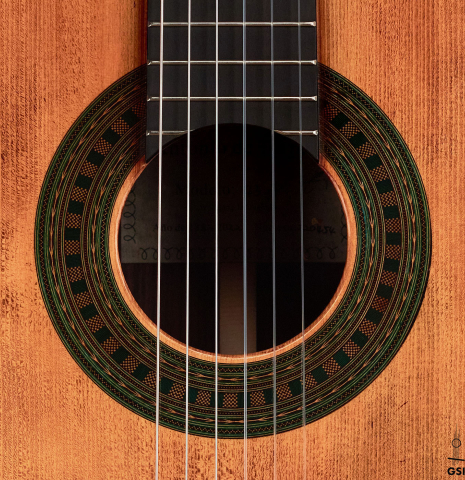 The rosette of a 2022 Wolfgang Jellinghaus “Torres 43” classical guitar made with spruce and Indian rosewood